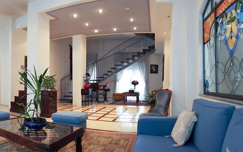 Hotel Antares Arona Zewnętrze zdjęcie